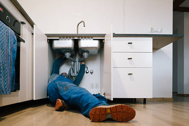 Professional Leak Detection technician working in Linkwood, MD